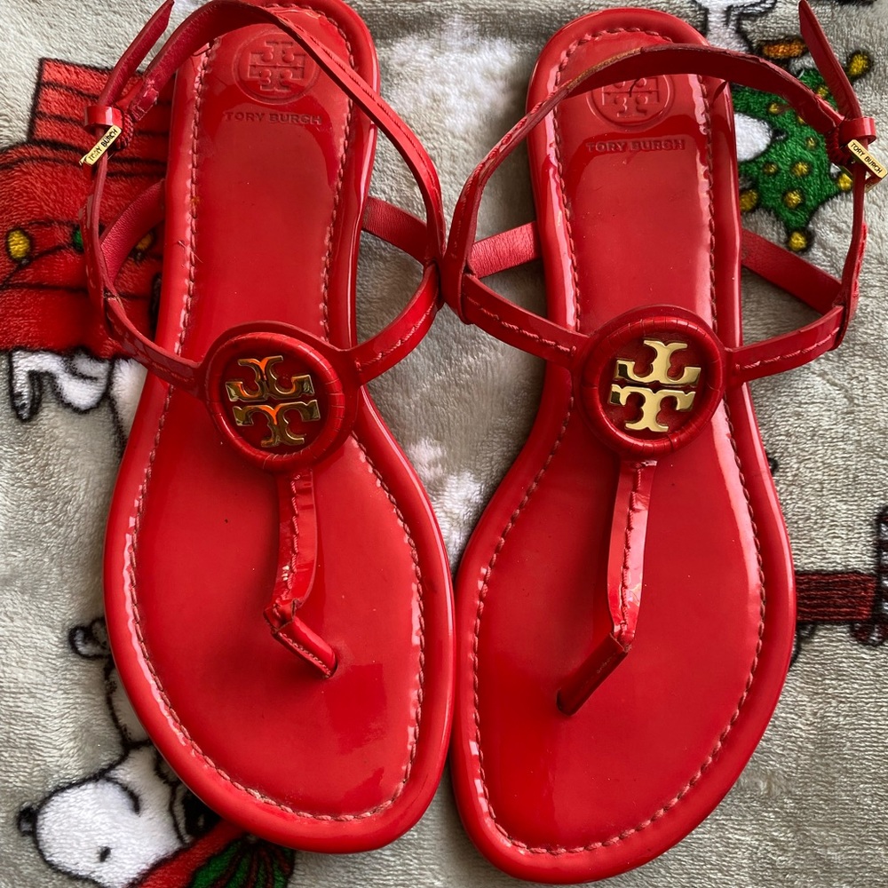 Tory Burch Dillan Ruby Jewel Patent Leather Flat Sandal size 7.5